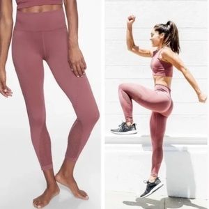 Athleta Trophy High Rise 7/8 Perforated Leggings, Size XS, Gently Used
